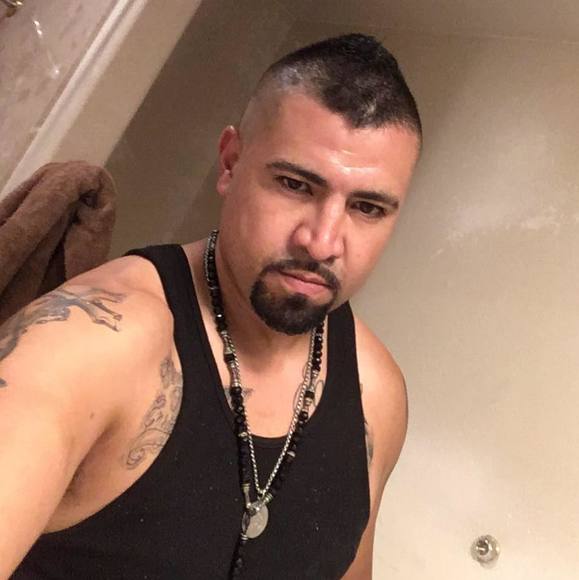 Meet your Posher, Erasmo - Picture 1 of 1